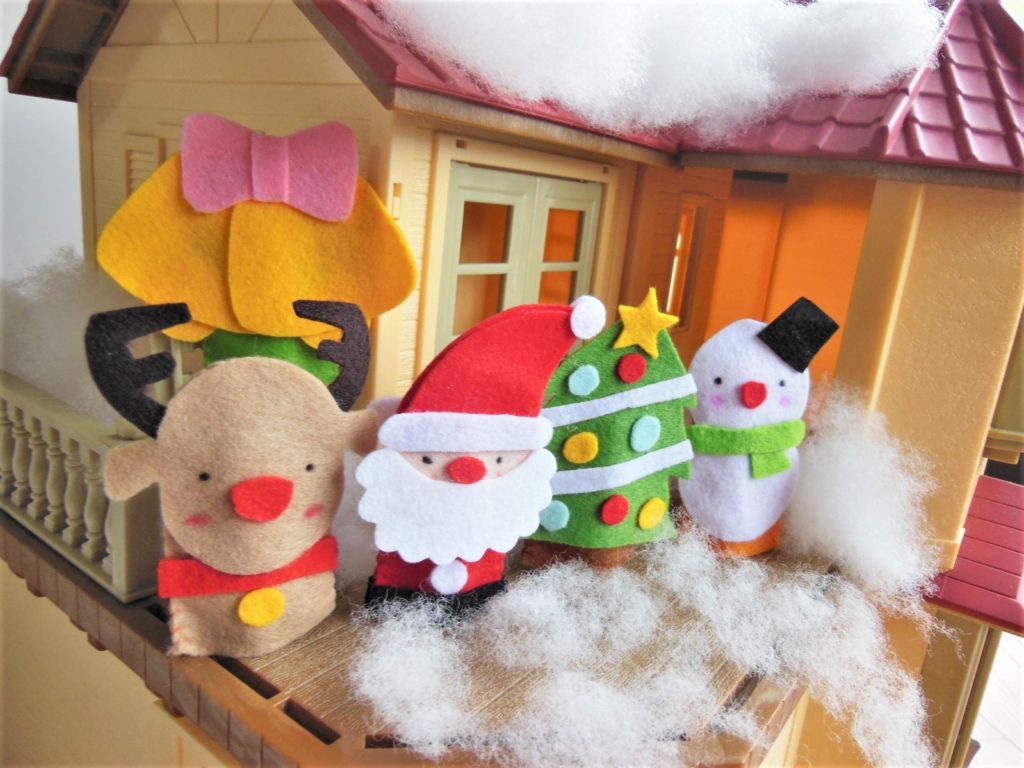 ハンドメイド無料レシピ】フェルトで作る指人形 ～クリスマスver.～クリスマスは手作り指人形で遊ぼう! ハンドメイドの図書館｜ハンドメイド情報サイト
